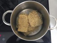 NOODLES CON POLLO Y VERDURAS NOODLES CON POLLO Y VERDURAS