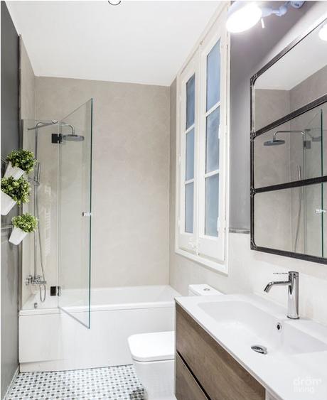 terraza primer piso moderna reforma piso barcelona piso reforma barcelona estilo nórdico estilo cálido diseño interiores diseño exteriores cuarto de baño morderno antes-después   