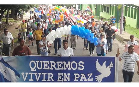 Caminata por La Paz y derecho a trabajar con tranquilidad en Nicaragua.