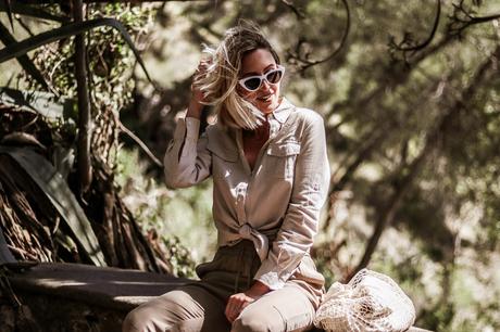 SAFARI & WHITE SNEAKERS SAFARI & WHITE SNEAKERS