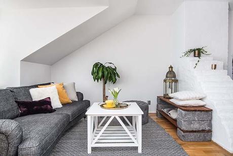 HOME TOUR: cómo decorar con color una casa en gris y blanco