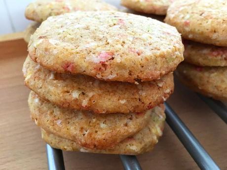virutas de colores virutas de azúcar sprinkles Galletas fáciles con sprinkles galletas fáciles galletas divertidas galletas de mantequilla galletas de corte galletas caseras   