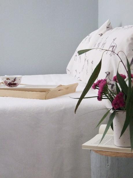 Half painted en la habitación de invitados