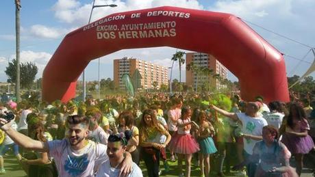 Dos Hermanas se inunda de color con el Festival de HOLI COLOURS