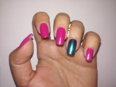 Manicura con efecto chrome o espejo de OPI Manicura con efecto chrome o espejo de OPI