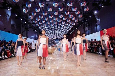 Hiplet, el baile de moda con la moda. Hiplet, el baile de moda con la moda.