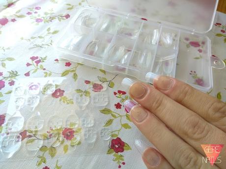 DOUGHNUT NAILS        |    REVIEW:  Fake coffin nails + adhesive    (BEAUTY BIG BANG)