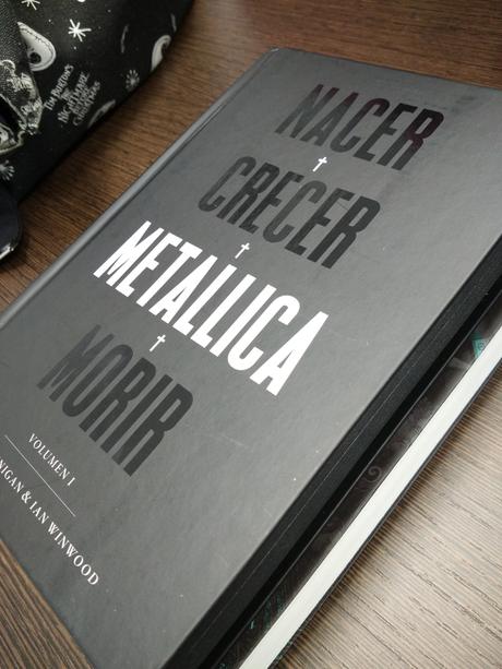 Reseña de “Nacer, crecer, Metallica, morir”: una biografía de la banda Metallica