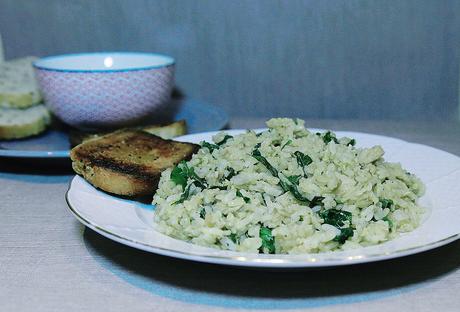 ENSALADA DE ARROZ CON ESPINACAS, ATUN Y GUACAMOLE