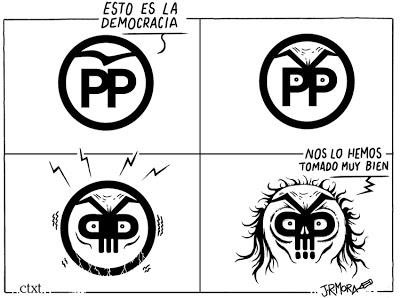 Cambio de tercio: M. Rajoy hace mutis por el foro; Pedro Sánchez aparece en la Moncloa.