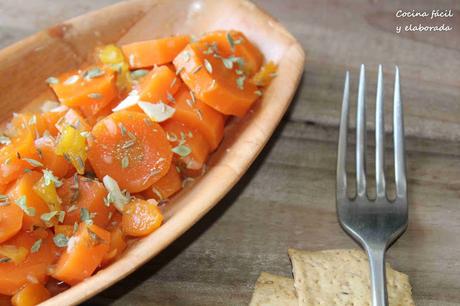 ZANAHORIAS ALIÑADAS CON VINAGRE DE JEREZ