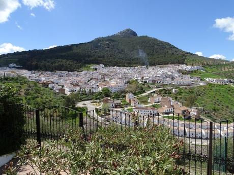 El Gastor panorámica pueblo blanco cadiz Andalucia vistas