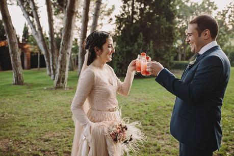 La boda romántica de Leticia y Joan en Masia Ribas La boda romántica de Leticia y Joan en Masia Ribas
