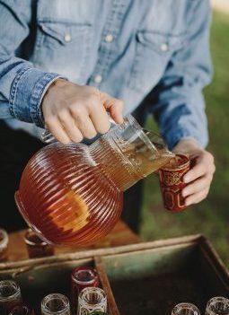La boda romántica de Leticia y Joan en Masia Ribas La boda romántica de Leticia y Joan en Masia Ribas