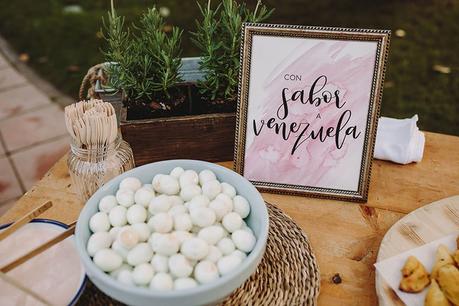 La boda romántica de Leticia y Joan en Masia Ribas La boda romántica de Leticia y Joan en Masia Ribas