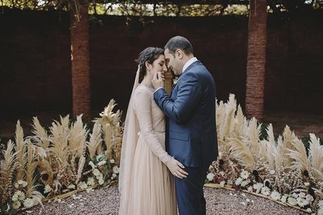 La boda romántica de Leticia y Joan en Masia Ribas boda masia ribas barcelona www.bodasdecuento.com