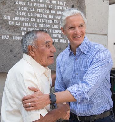 OFRECE GOBERNADOR FOMENTAR PRODUCCIÓN ARTESANAL DE CANTEROS DE CHIMALHUACÁN