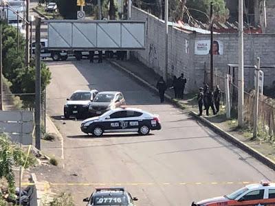 ENFRENTAMIENTO ENTRE DELINCUENTES Y ELEMENTOS DE SEGURIDAD PÚBLICA ENFRENTAMIENTO ENTRE DELINCUENTES Y ELEMENTOS DE SEGURIDAD PÚBLICA