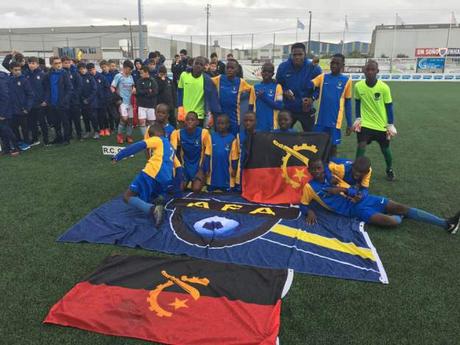 Campeones, Campeones, oéoéoéoé! Campeones, Campeones, oéoéoéoé!