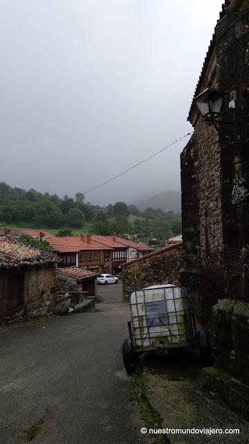 Celis; puerta de entrada a las Cuevas de Chufín y del Soplao