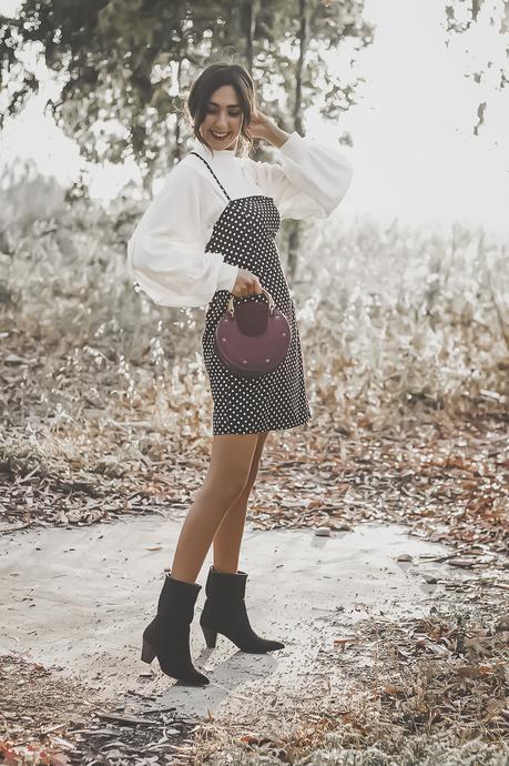 POLKA DOTS-TRENDY-VERGE GIRL POLKA DOTS-TRENDY-VERGE GIRL