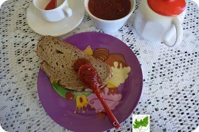 Mermelada de Fresas, Tomates y Pimientos Rojos