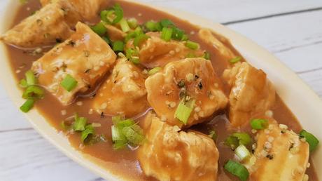 Tofu con salsa teriyaki