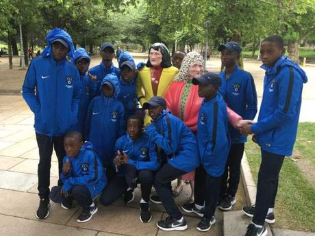 Visita de la Escuela de Fútbol Base AFA Angola a Santiago de Compostela