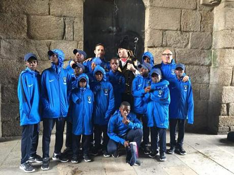 Visita de la Escuela de Fútbol Base AFA Angola a Santiago de Compostela