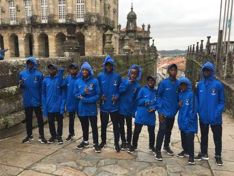 Visita de la Escuela de Fútbol Base AFA Angola a Santiago de Compostela