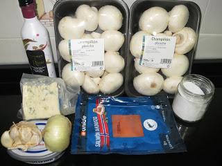 CHAMPIÑONES RELLENOS DE SALMÓN Y QUESO