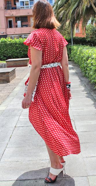 MIS LOOKS - VESTIDO LUNARES