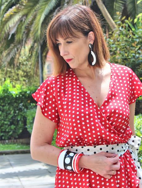 MIS LOOKS - VESTIDO LUNARES