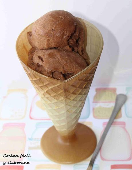 HELADO DE CHOCOLATE Y PLATANO LIGHT (SIN AZUCAR NI GRASAS) HELADO DE CHOCOLATE Y PLATANO LIGHT (SIN AZUCAR NI GRASAS)