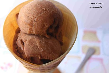 HELADO DE CHOCOLATE Y PLATANO LIGHT (SIN AZUCAR NI GRASAS) HELADO DE CHOCOLATE Y PLATANO LIGHT (SIN AZUCAR NI GRASAS)