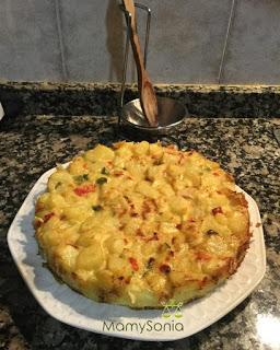 TORTILLA DE PATATAS, PIMIENTOS Y CEBOLLA EN HORNO