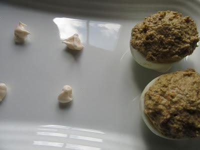 rellenar los huevos Huevos rellenos de mejillones Thermomix