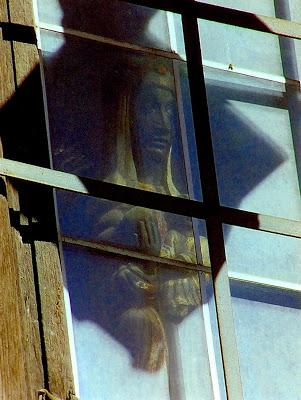 Nuestra Señora del Tiro ¿Una Virgen Negra, del Temple toledano...?