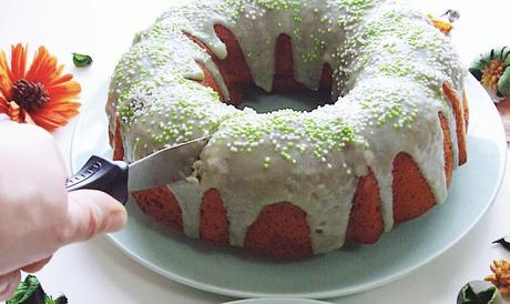 BIZCOCHO DE AGUACATE CON TE MATCHA BIZCOCHO DE AGUACATE CON TE MATCHA