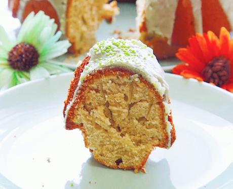 BIZCOCHO DE AGUACATE CON TE MATCHA BIZCOCHO DE AGUACATE CON TE MATCHA