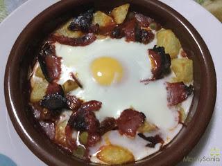 HUEVOS A LA FLAMENCA