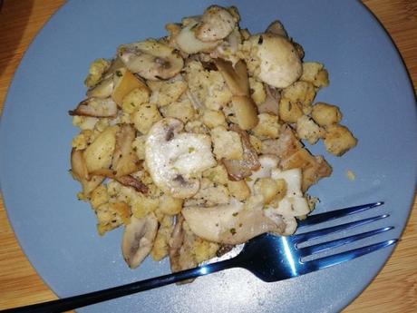 Revuelto de Soja Texturizada con Setas y Champiñones Revuelto de Soja Texturizada con Setas y Champiñones