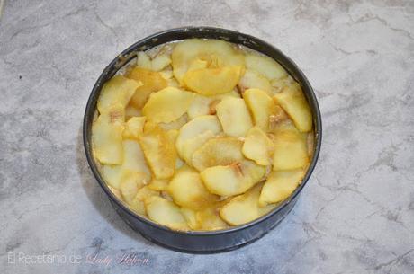 Bizcocho a la sidra con manzanas caramelizadas - Reto #asaltablogs