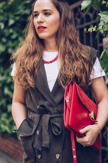 The satin vest The satin vest