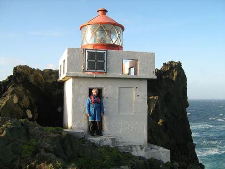 El faro de Tridrangar  Islandia