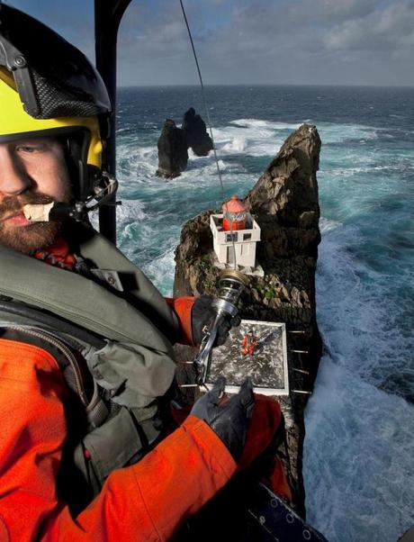 El faro de Tridrangar Islandia