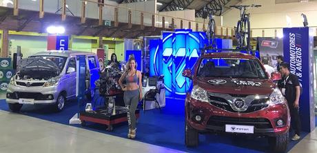 VAN GRATOUR Y LA PICK TUNDLAND EN EL EXPO SHOW AUTOMOTRIZ 2018