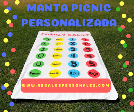 Manta picnic personalizada con ideas dulces y saladas para tomar de merienda