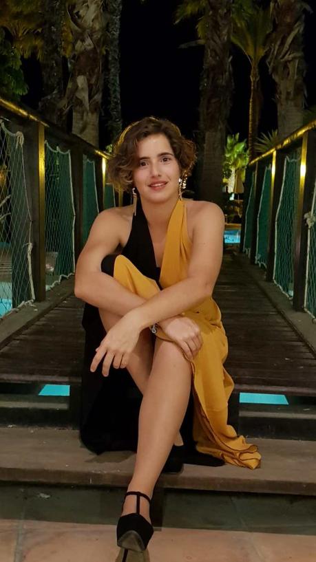 Una chica universitaria