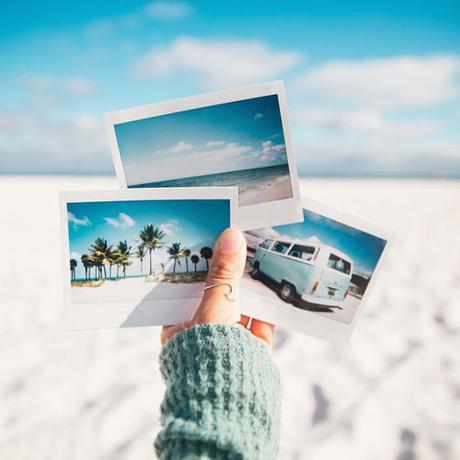 ideas de fotos para subir y arrasar en instagram este verano polaroids